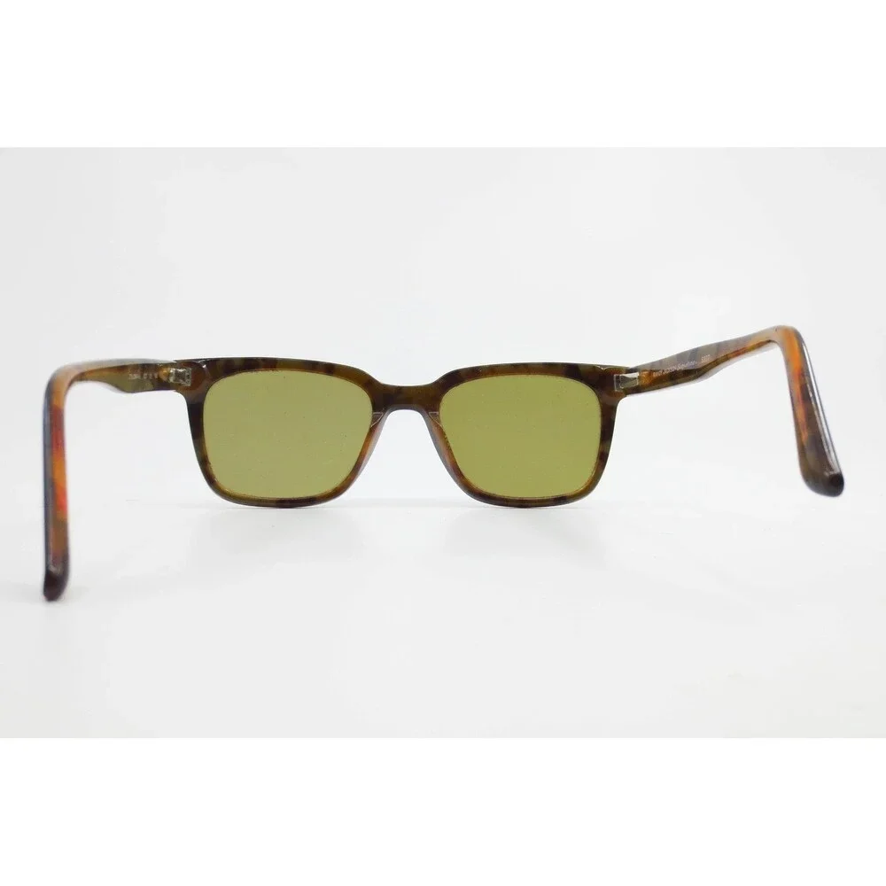 Randy Jackson Signature reveals square